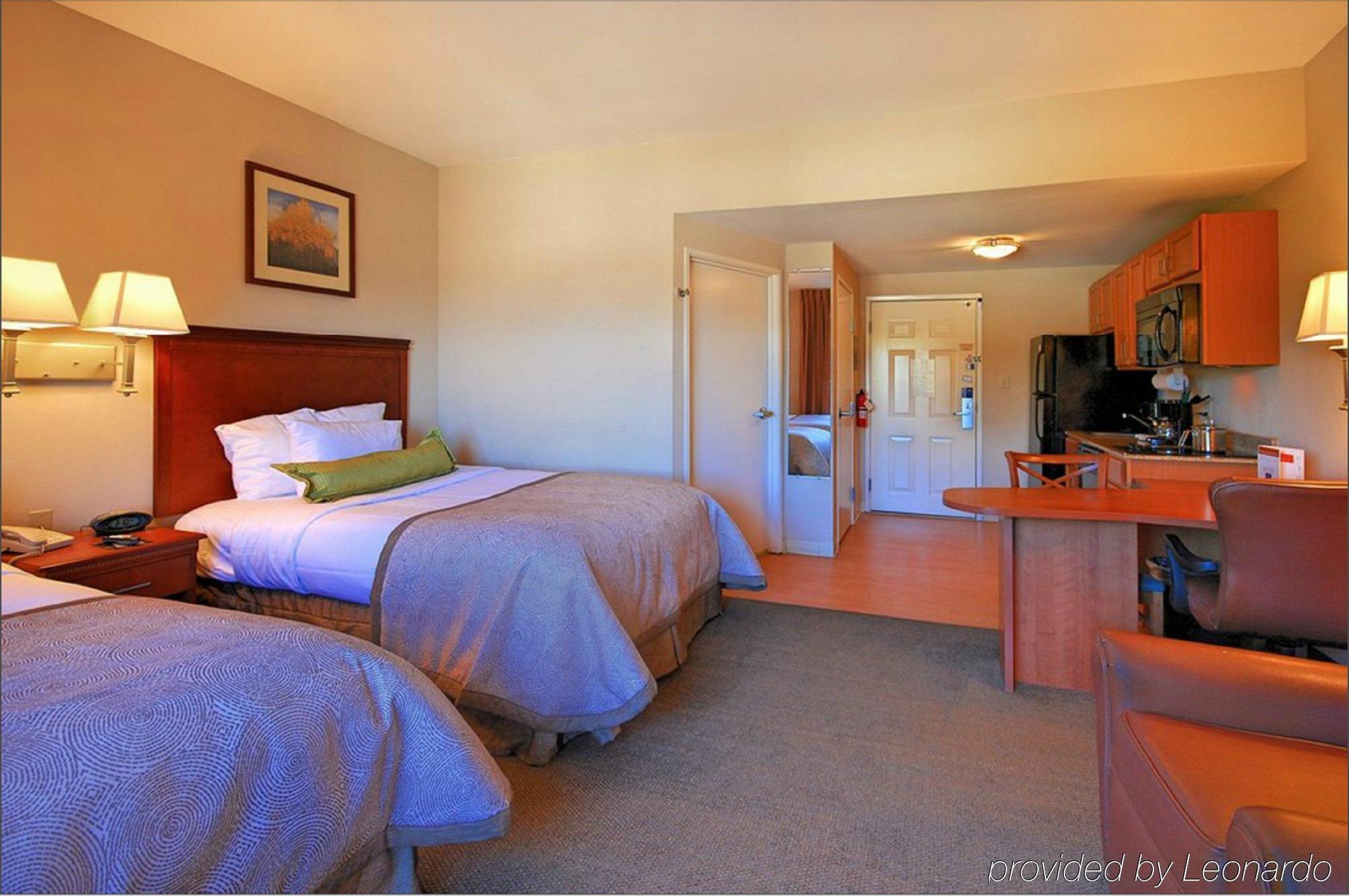 Candlewood Suites Pearl By Ihg Exterior foto