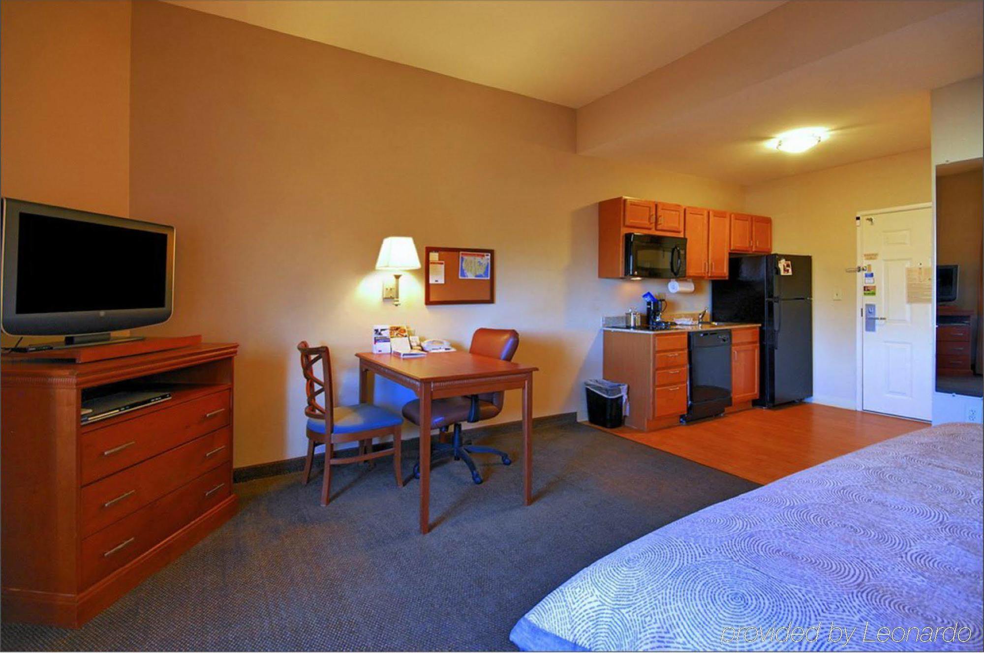 Candlewood Suites Pearl By Ihg Exterior foto