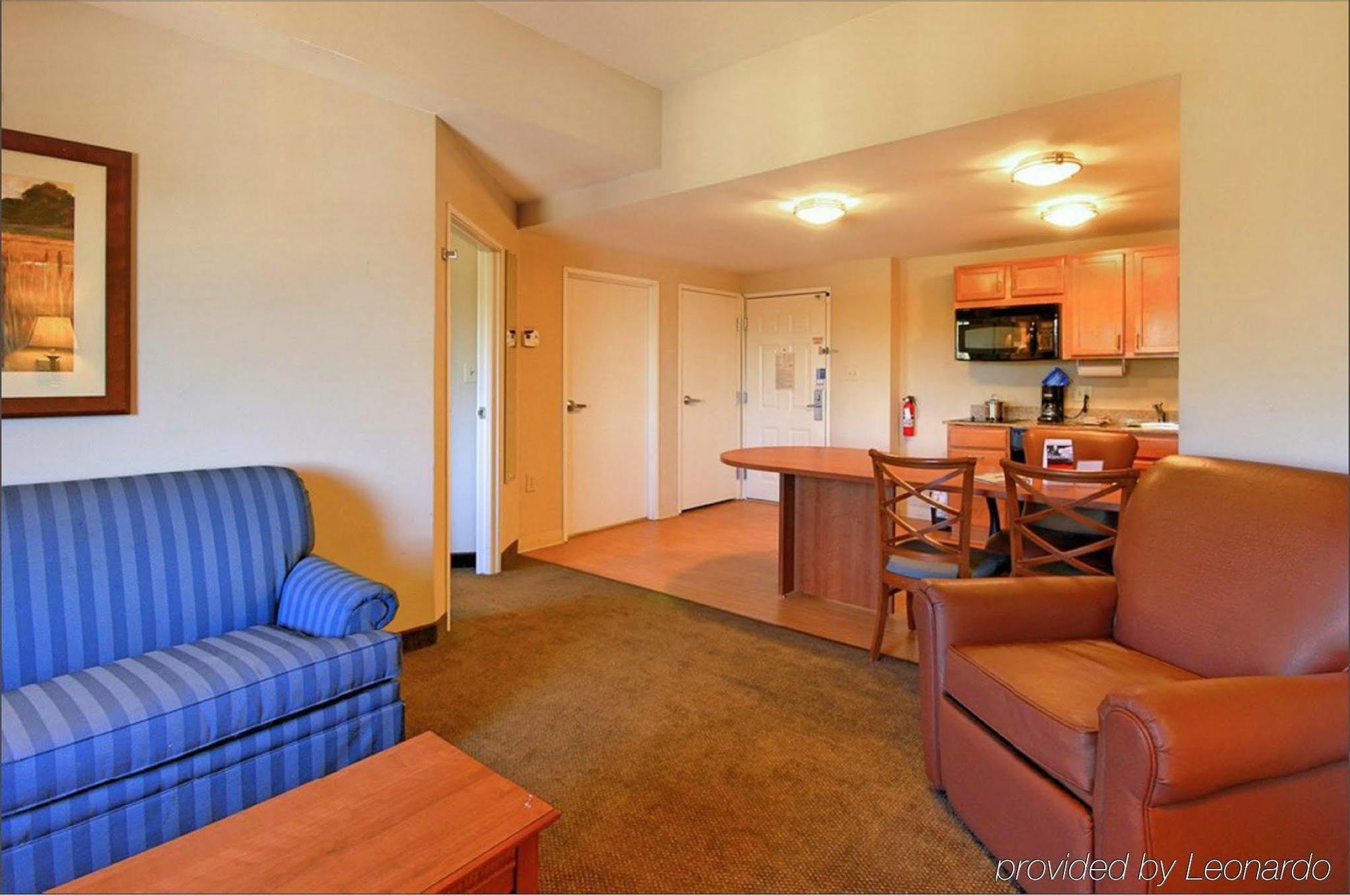 Candlewood Suites Pearl By Ihg Exterior foto
