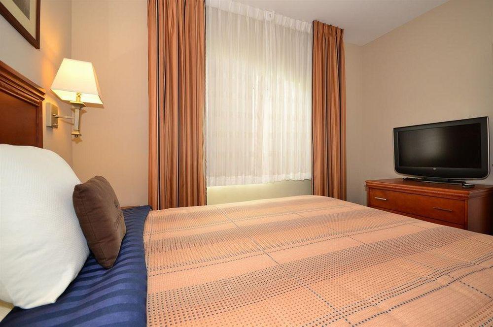 Candlewood Suites Pearl By Ihg Habitación foto